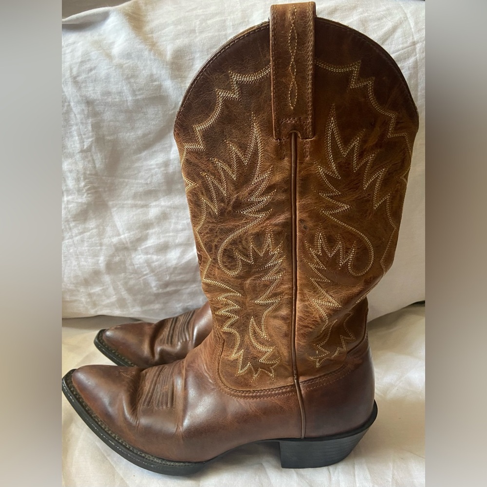 Ariat Mens Size 10.5D Brown Leather Cowboy Boots Pointed Toe 35130